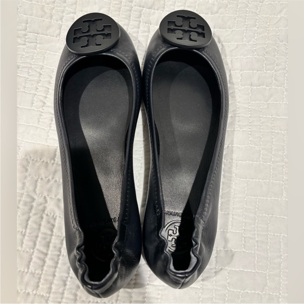 RARE Tory Burch Flats- EXCLUSIVE!!!